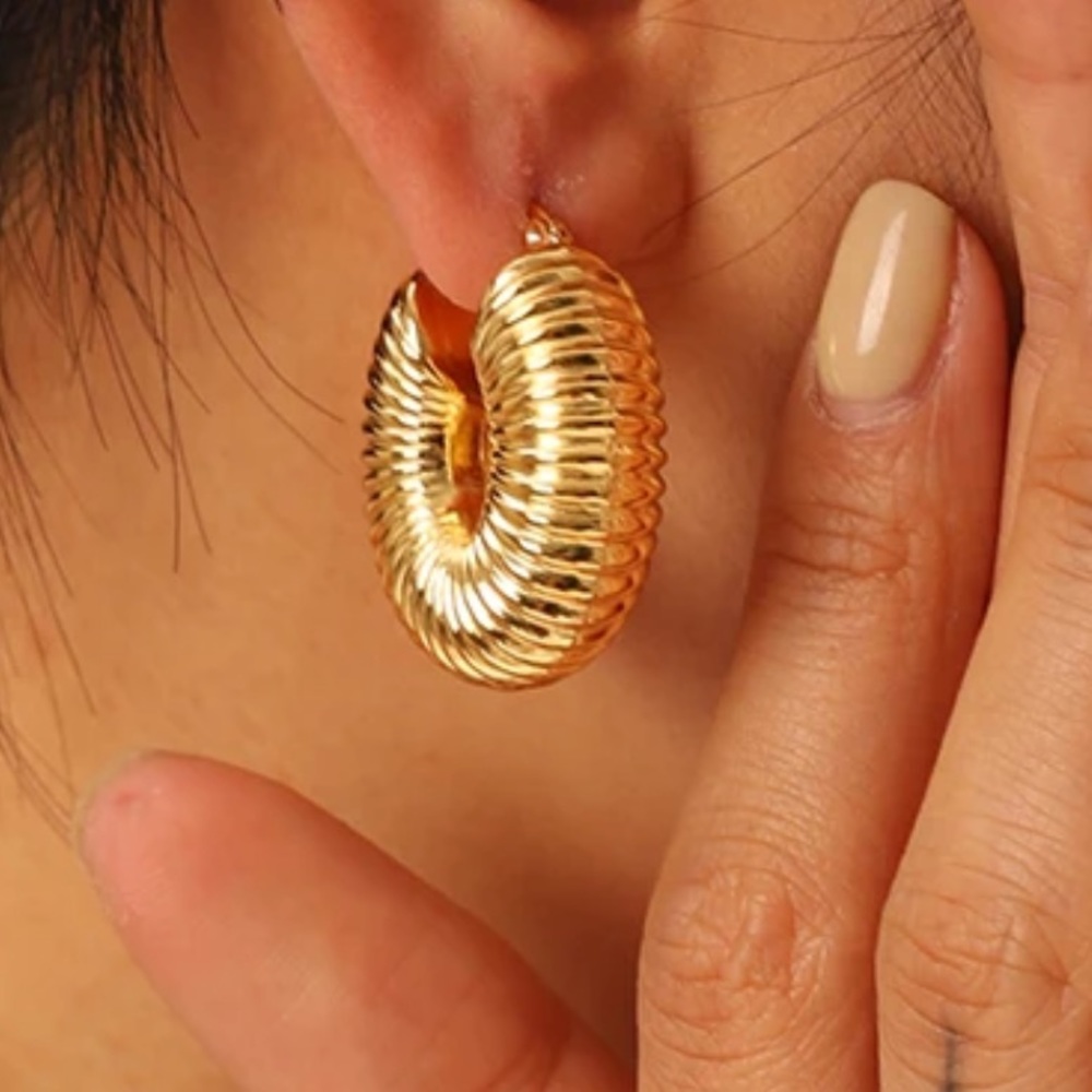 Chunky snail gold hoop earrings